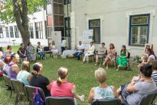 Egyszülős találkozó Kézdivásárhelyen: zilált életsorsok esélyeiről